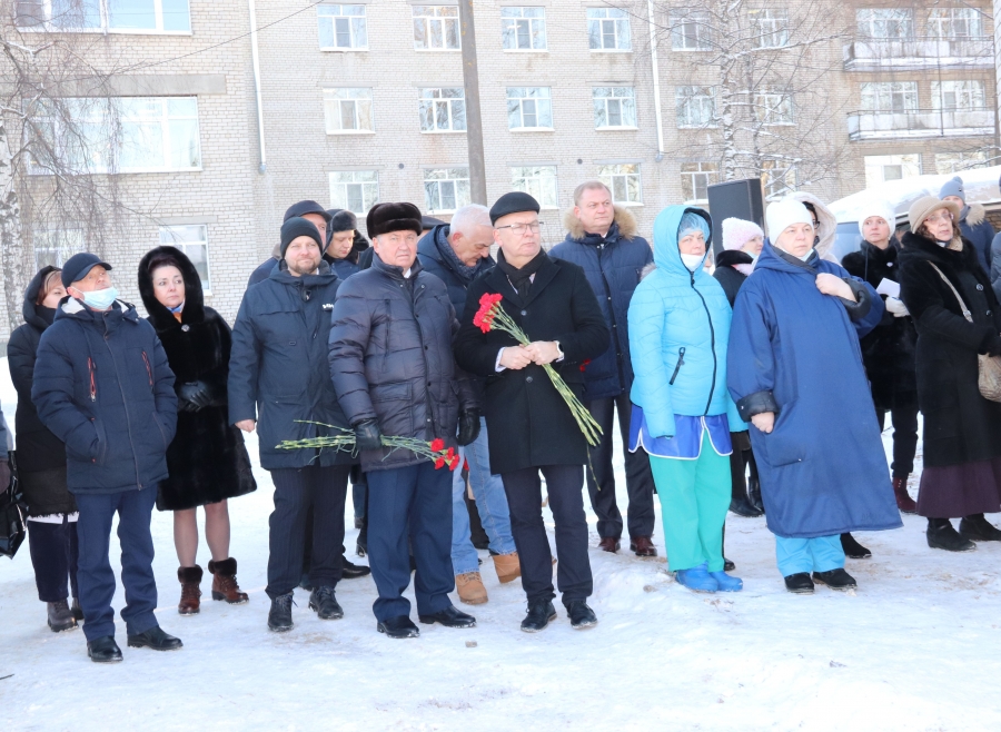 Врачеватель пушкино сайт. Больница врачеватель Софрино-1. Медсестра Костромской областной больницы. Костромской мед.